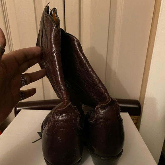 Men western boots, women can wear them also. Gently used, nice leather. - Picture 2 of 4